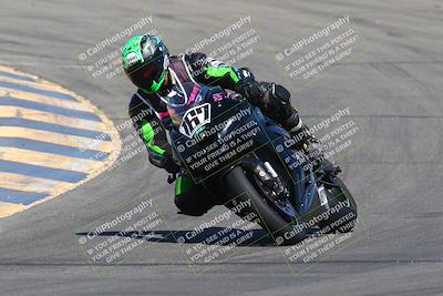 media/Apr-15-2022-Apex Assassins (Fri) [[9fb2e50610]]/Trackday Level 2/Session 2/Turns 9 and 10 Set 1/